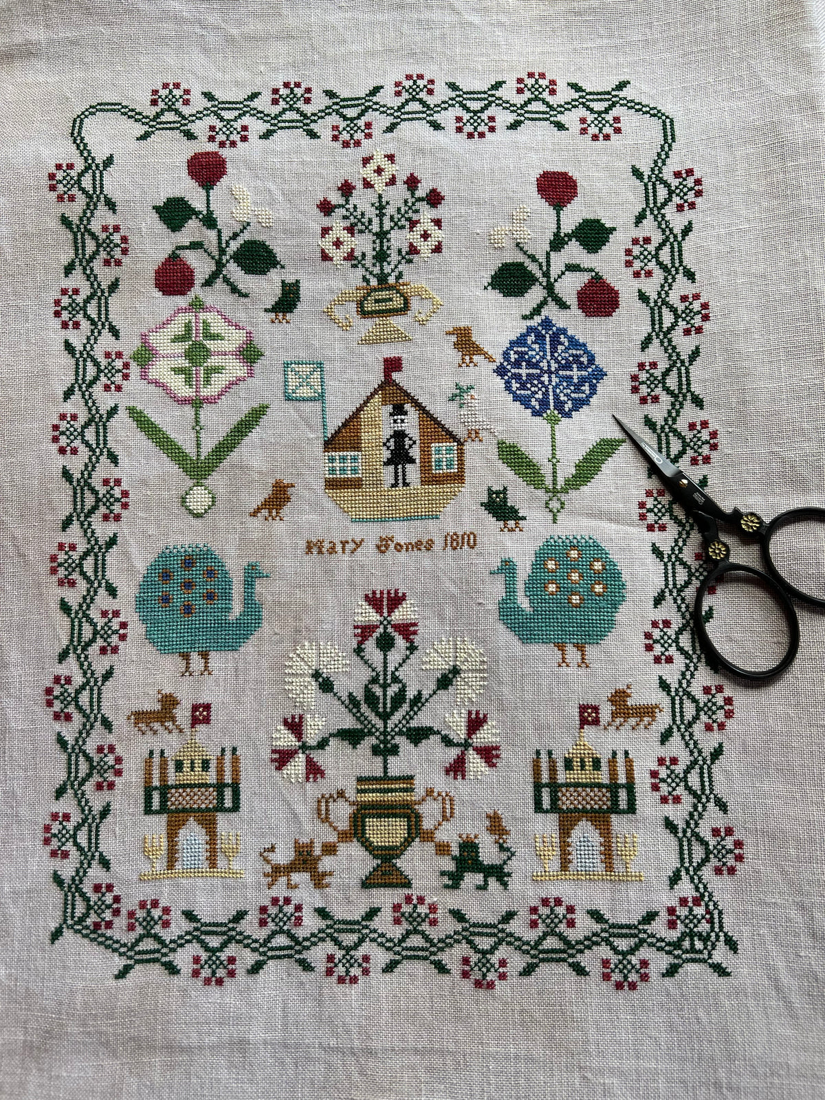 Victorian Rose Mary Jones 1810