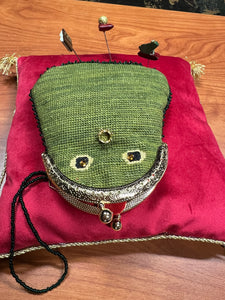 Primitive Hare Belle Frog Purse Kit