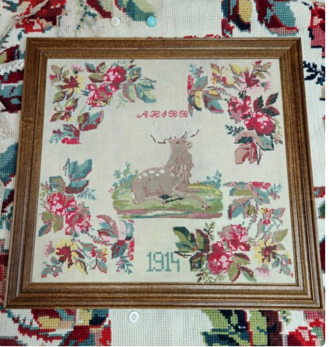 Quaint Rose 1914 Floral Stag